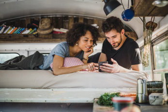 Jetzt digital vorsorgen und noch im 2023 Steuern sparen